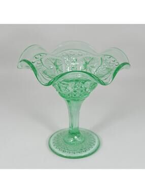Vtg Imperial Glass Light Green Star Amelia Medallion Footed Compote Dish EAPG
